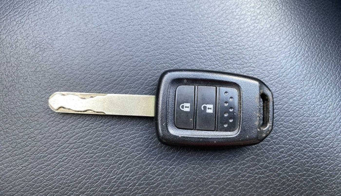 2015 Honda Jazz 1.2L I-VTEC V, Petrol, Manual, 27,838 km, Key Close Up