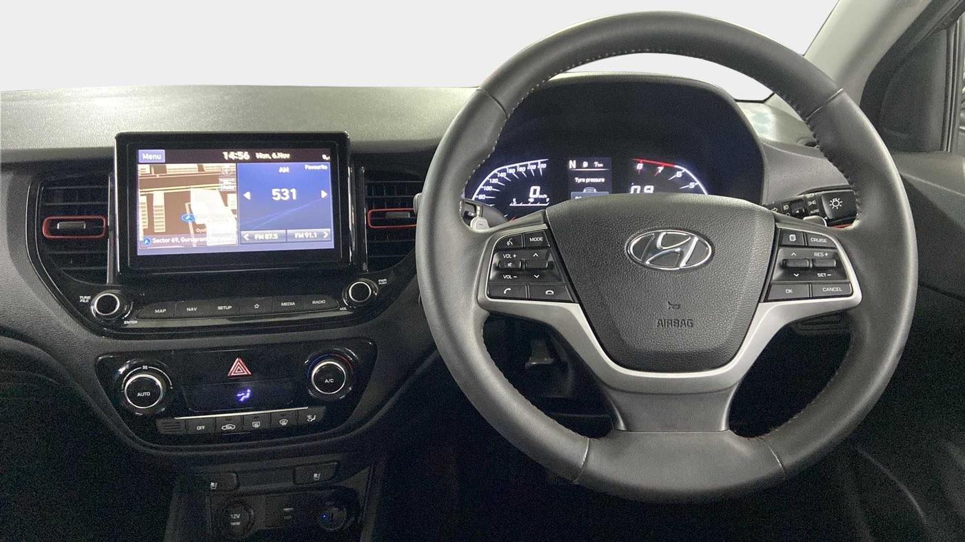 2021 Hyundai Verna SX (O) 1.0 TURBO DCT, Petrol, Automatic, 39,795 km, Steering Wheel Close Up