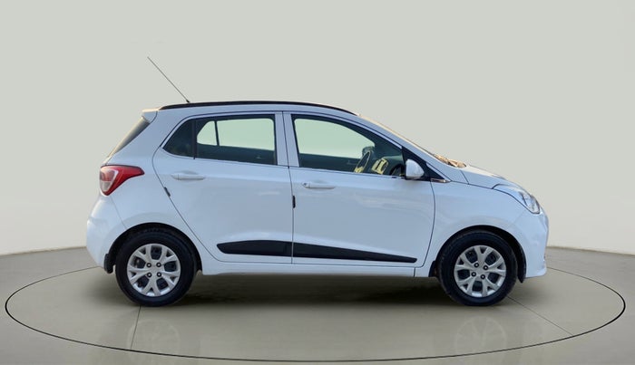 2018 Hyundai Grand i10 SPORTZ (O) 1.2 KAPPA VTVT, Petrol, Manual, 56,487 km, Right Side View