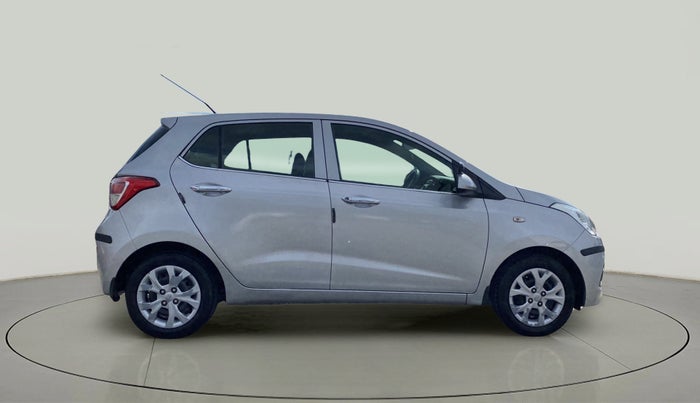 2016 Hyundai Grand i10 MAGNA 1.2 KAPPA VTVT, Petrol, Manual, 81,888 km, Right Side View