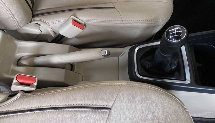 2022 Maruti Dzire VXI, Petrol, Manual, 17,639 km, Gear Lever