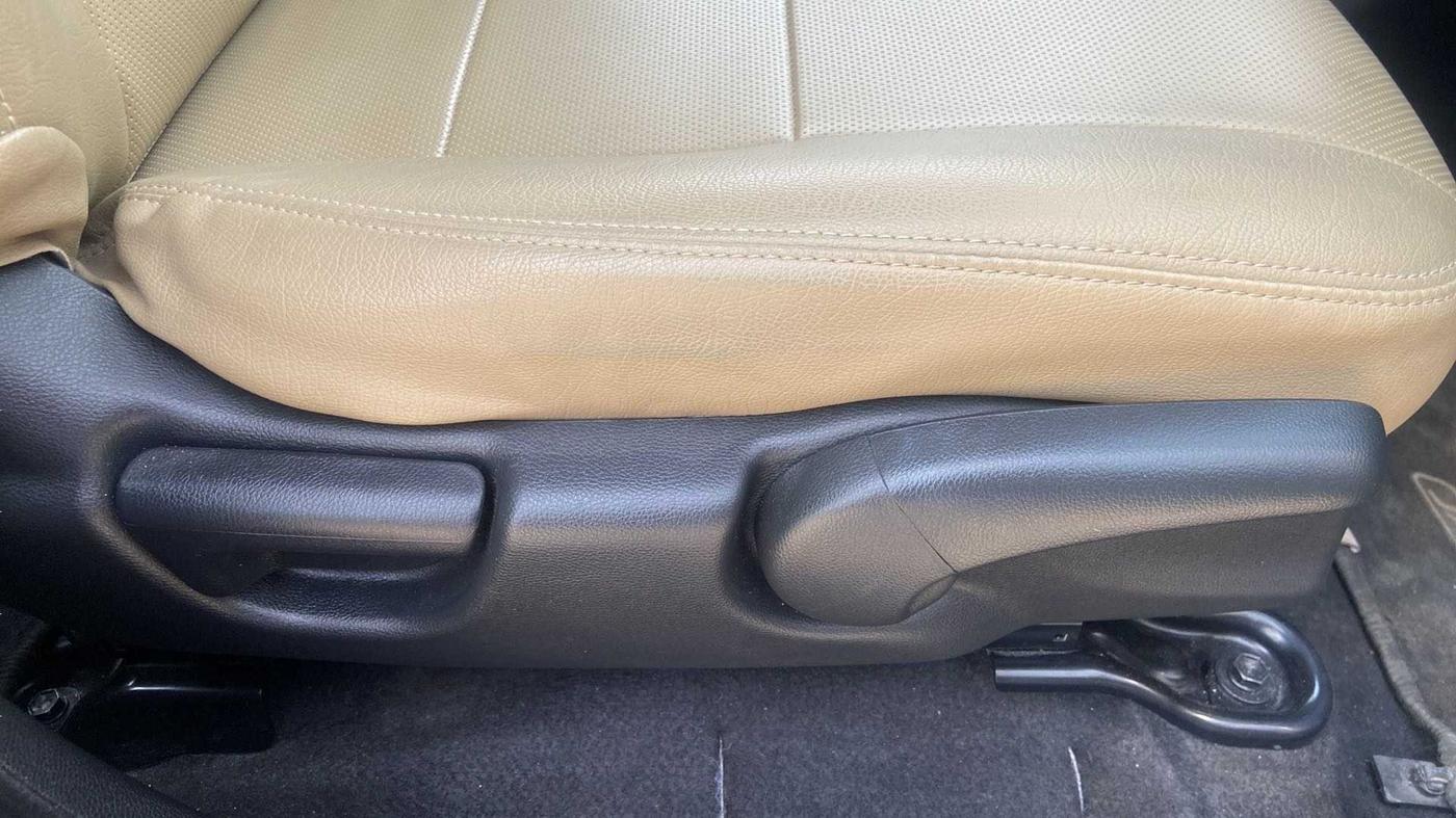 2019 Honda Jazz 1.2L I-VTEC VX, Petrol, Manual, 24,680 km, Driver Side Adjustment Panel