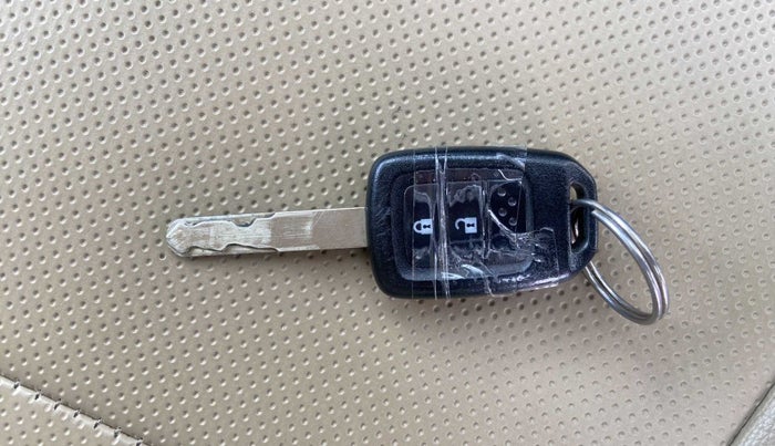 2019 Honda Jazz 1.2L I-VTEC VX, Petrol, Manual, 24,680 km, Key Close Up