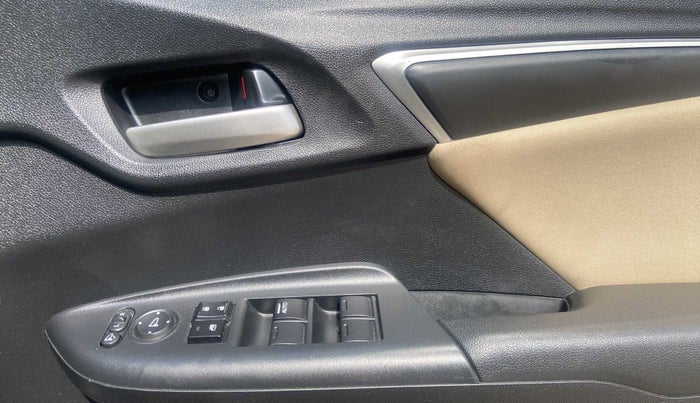 2019 Honda Jazz 1.2L I-VTEC VX, Petrol, Manual, 24,680 km, Driver Side Door Panels Control