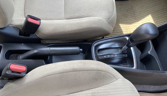 2018 Honda Amaze 1.2L I-VTEC V CVT, Petrol, Automatic, 57,128 km, Gear Lever