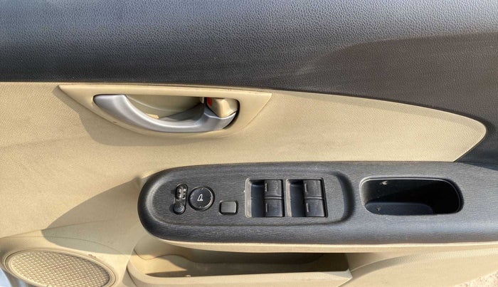 2015 Honda Amaze 1.2L I-VTEC VX (O), Petrol, Manual, 45,190 km, Driver Side Door Panels Control