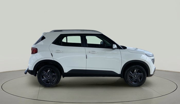 2022 Hyundai VENUE SX 1.0 TURBO, Petrol, Manual, 51,624 km, Right Side View