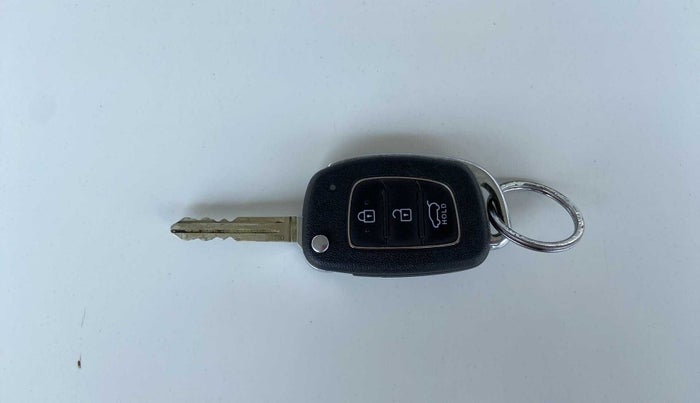 2022 Hyundai VENUE SX 1.0 TURBO, Petrol, Manual, 51,624 km, Key Close Up