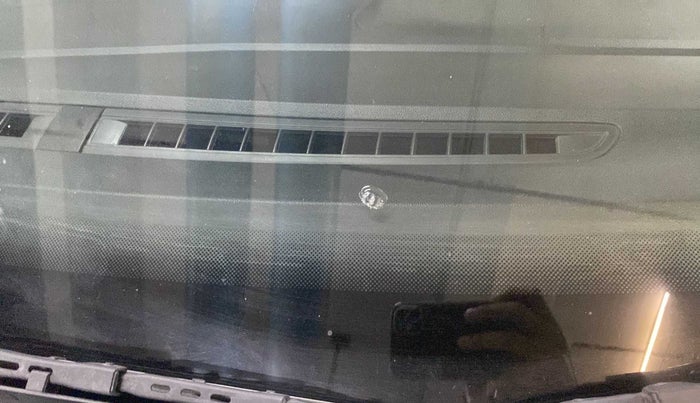 2021 Skoda Rapid STYLE AT TSI, Petrol, Automatic, 40,730 km, Front windshield - Minor spot on windshield