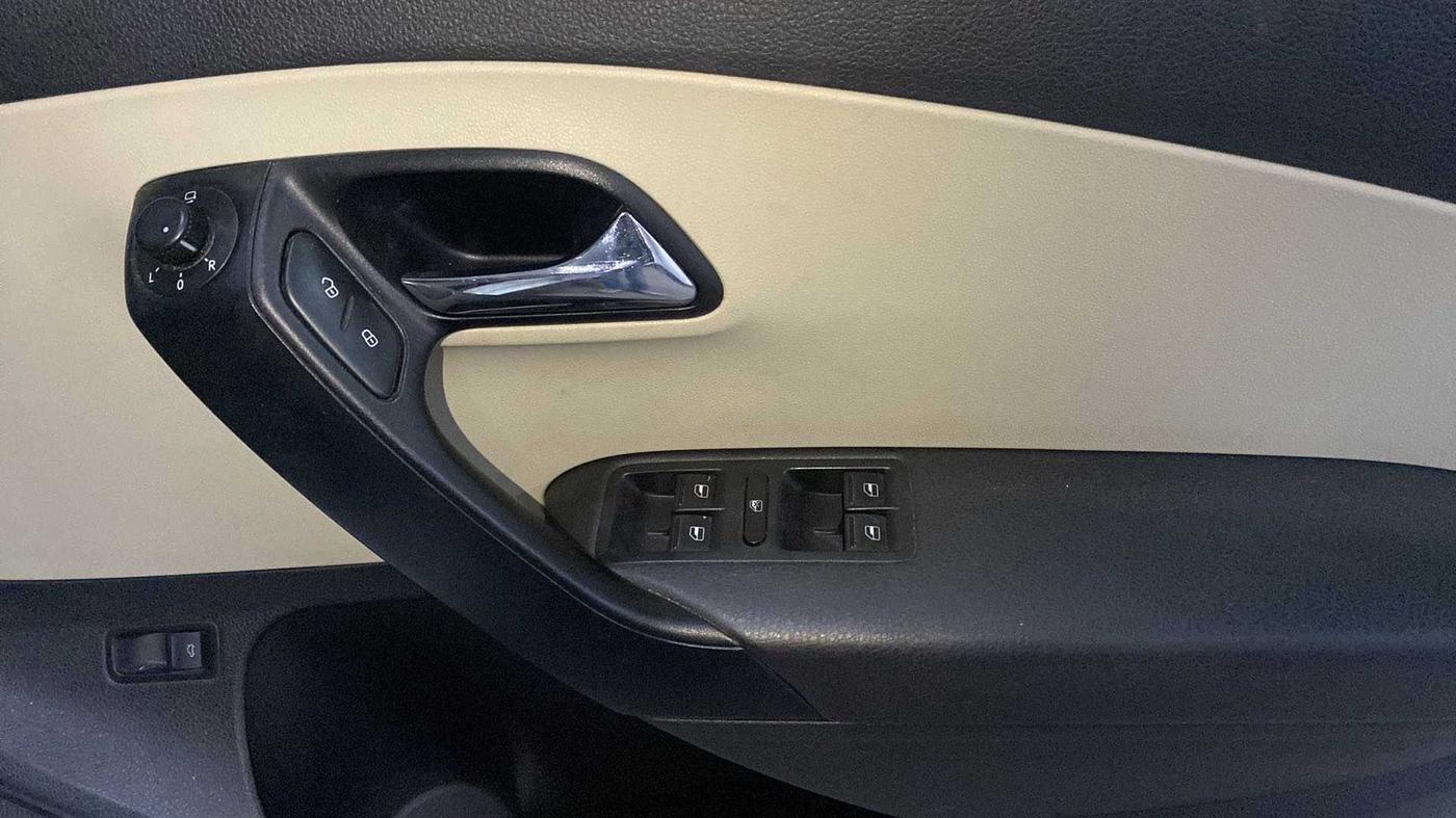2021 Skoda Rapid STYLE AT TSI, Petrol, Automatic, 40,730 km, Driver Side Door Panels Control