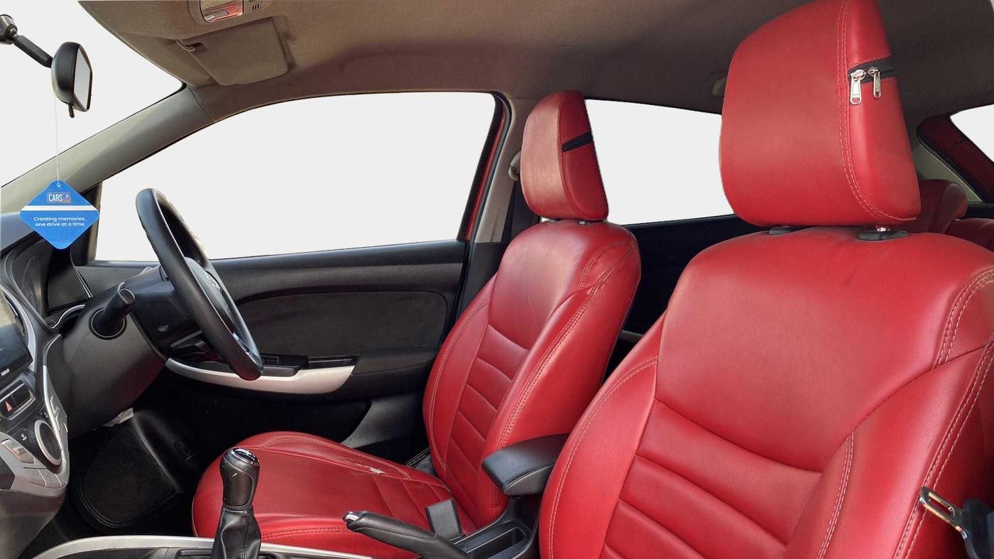 2016 Maruti Baleno DELTA DIESEL 1.3, Diesel, Manual, 58,636 km, Right Side Front Door Cabin