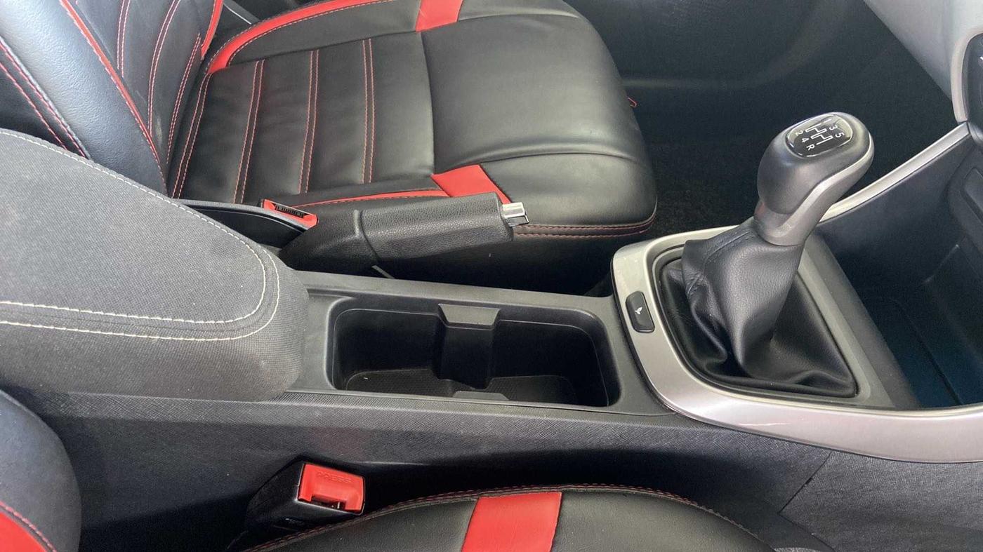 2021 Tata ALTROZ XZ PETROL, Petrol, Manual, 24,176 km, Gear Lever