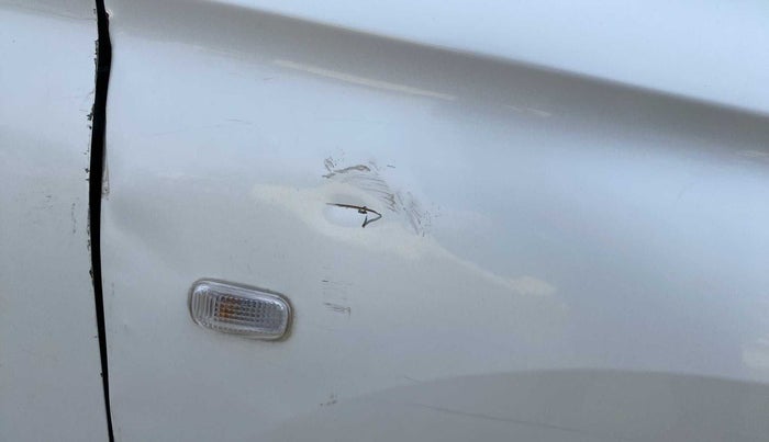 2019 Honda Amaze 1.2L I-VTEC E, Petrol, Manual, 14,785 km, Right fender - Slightly dented