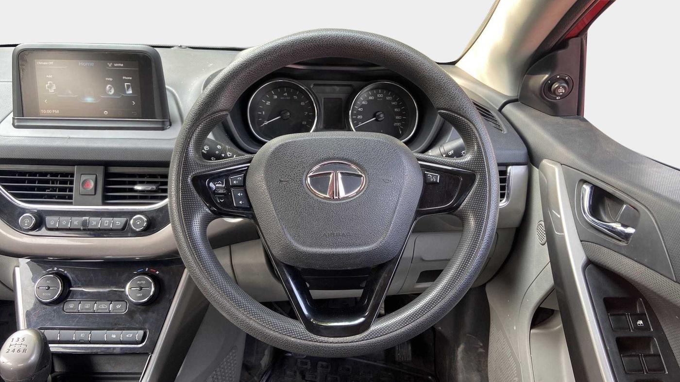 2019 Tata NEXON XZ PLUS PETROL DUAL TONE, Petrol, Manual, 38,585 km, Steering Wheel Close Up