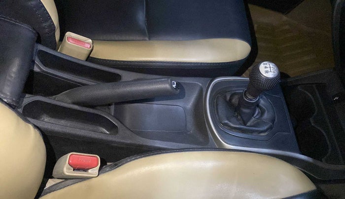 2017 Honda City 1.5L I-VTEC V MT, Petrol, Manual, 57,490 km, Gear Lever