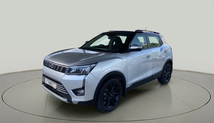 2019 Mahindra XUV300 W8 1.5 DIESEL, Diesel, Manual, 45,282 km, Left Front Diagonal