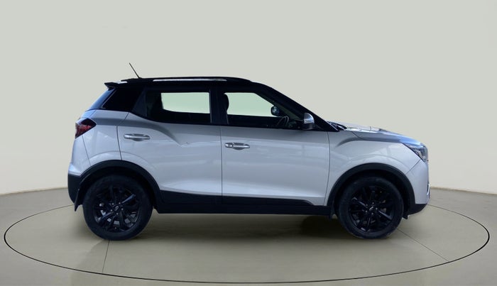 2019 Mahindra XUV300 W8 1.5 DIESEL, Diesel, Manual, 45,282 km, Right Side View