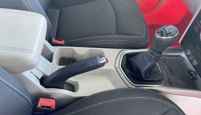 2019 Mahindra XUV300 W8 1.5 DIESEL, Diesel, Manual, 45,282 km, Gear Lever