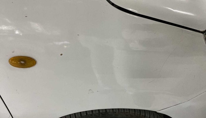 2017 Maruti Wagon R 1.0 VXI, CNG, Manual, 75,331 km, Right fender - Minor scratches