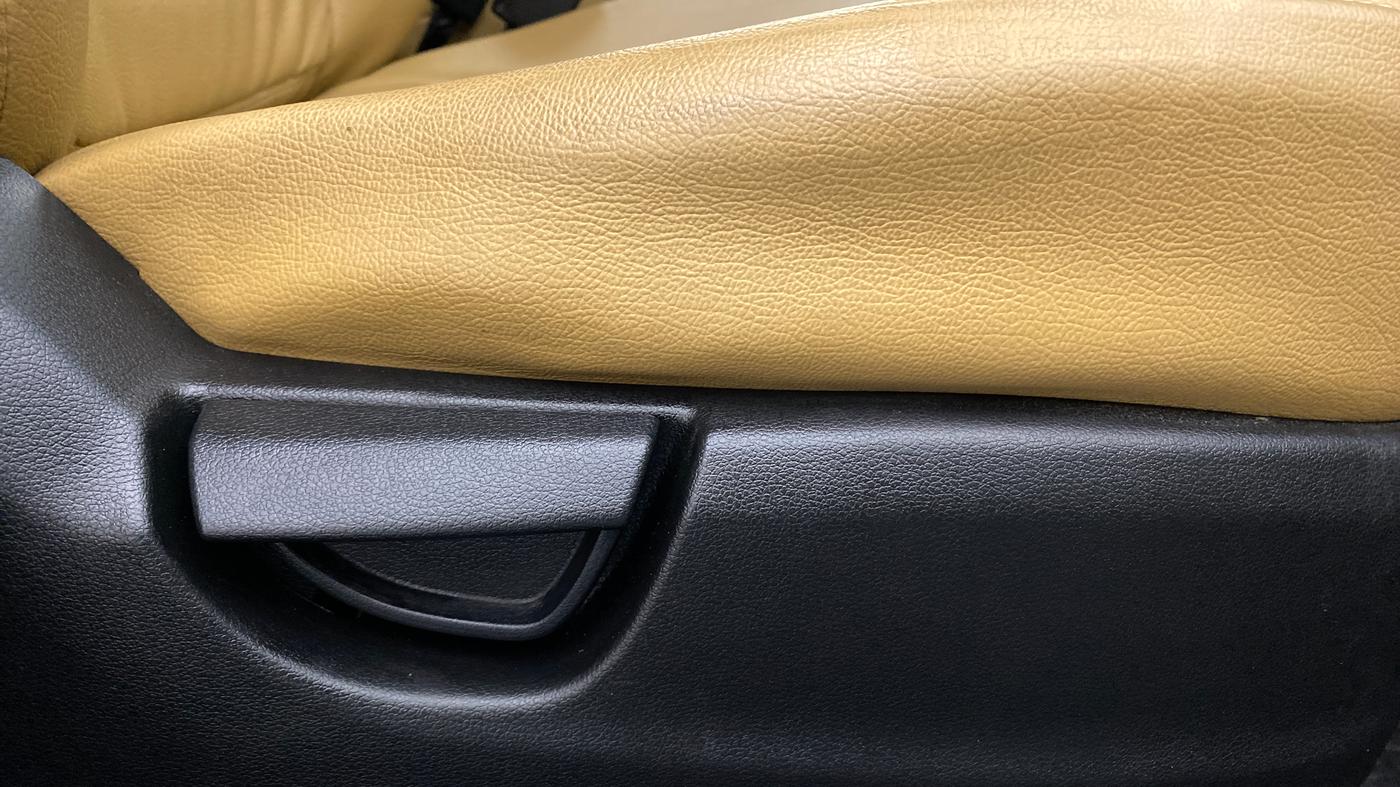 2020 Hyundai NEW SANTRO SPORTZ MT, Petrol, Manual, 31,576 km, Driver Side Adjustment Panel