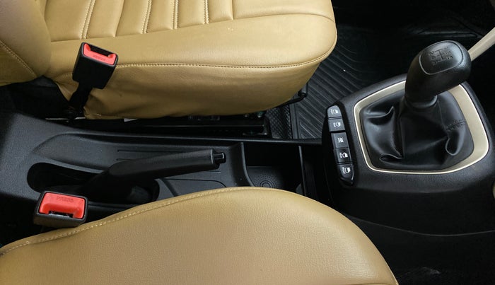 2020 Hyundai NEW SANTRO SPORTZ MT, Petrol, Manual, 31,576 km, Gear Lever