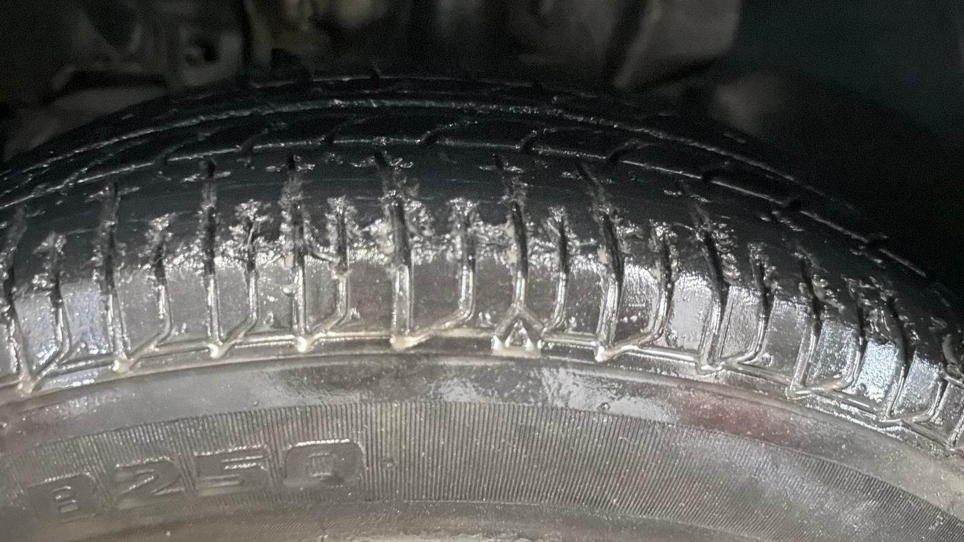 2018 Tata Tiago XM PETROL, Petrol, Manual, 47,355 km, Left Front Tyre Tread