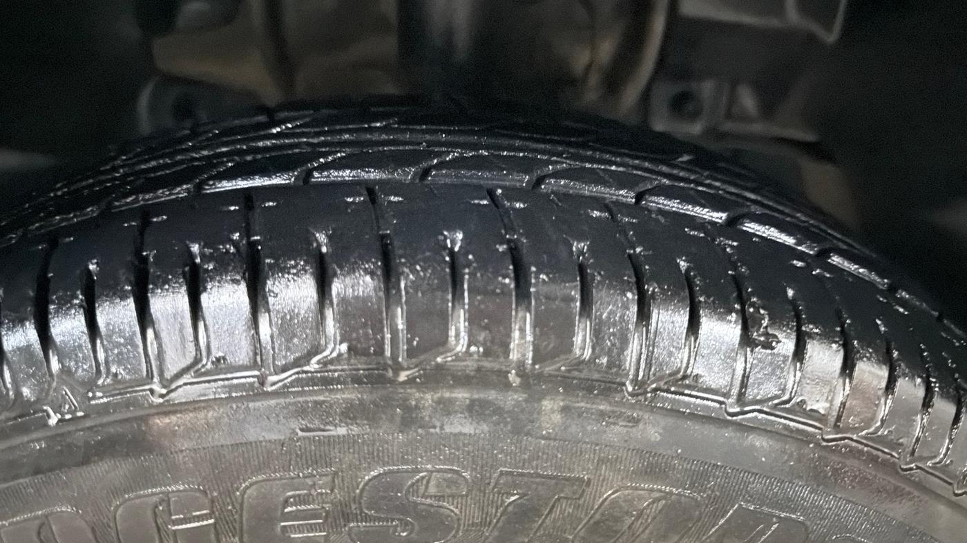 2018 Tata Tiago XM PETROL, Petrol, Manual, 47,355 km, Right Front Tyre Tread