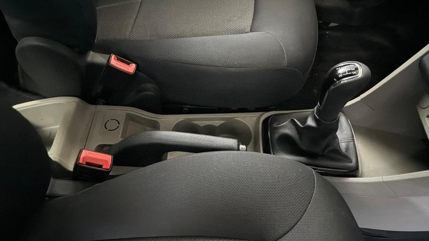 2018 Tata Tiago XM PETROL, Petrol, Manual, 47,355 km, Gear Lever
