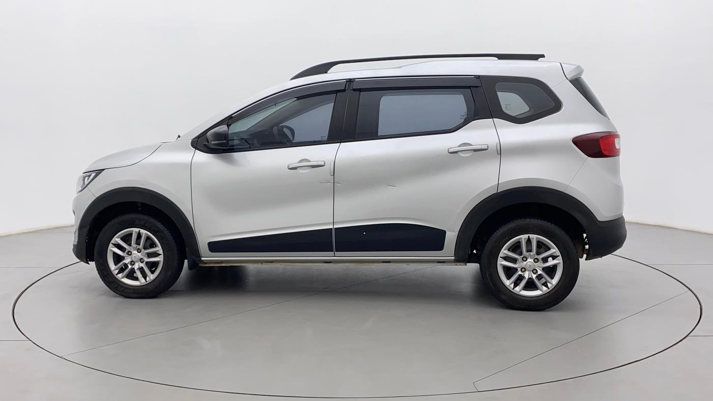 2022 Renault TRIBER RXT, Petrol, Manual, 27,395 km, Left Side
