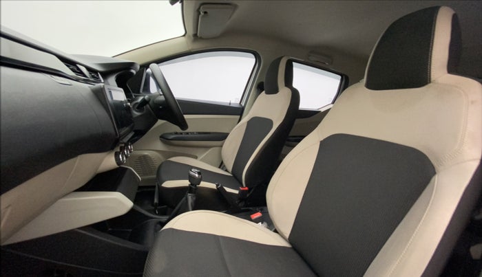 2022 Renault TRIBER RXT, Petrol, Manual, 27,395 km, Right Side Front Door Cabin