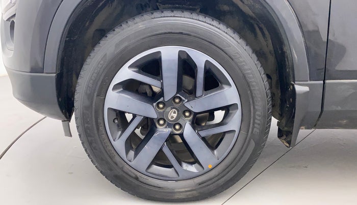 2021 Tata Harrier XZA PLUS 2.0L DARK EDITION, Diesel, Automatic, 54,180 km, Left Front Wheel