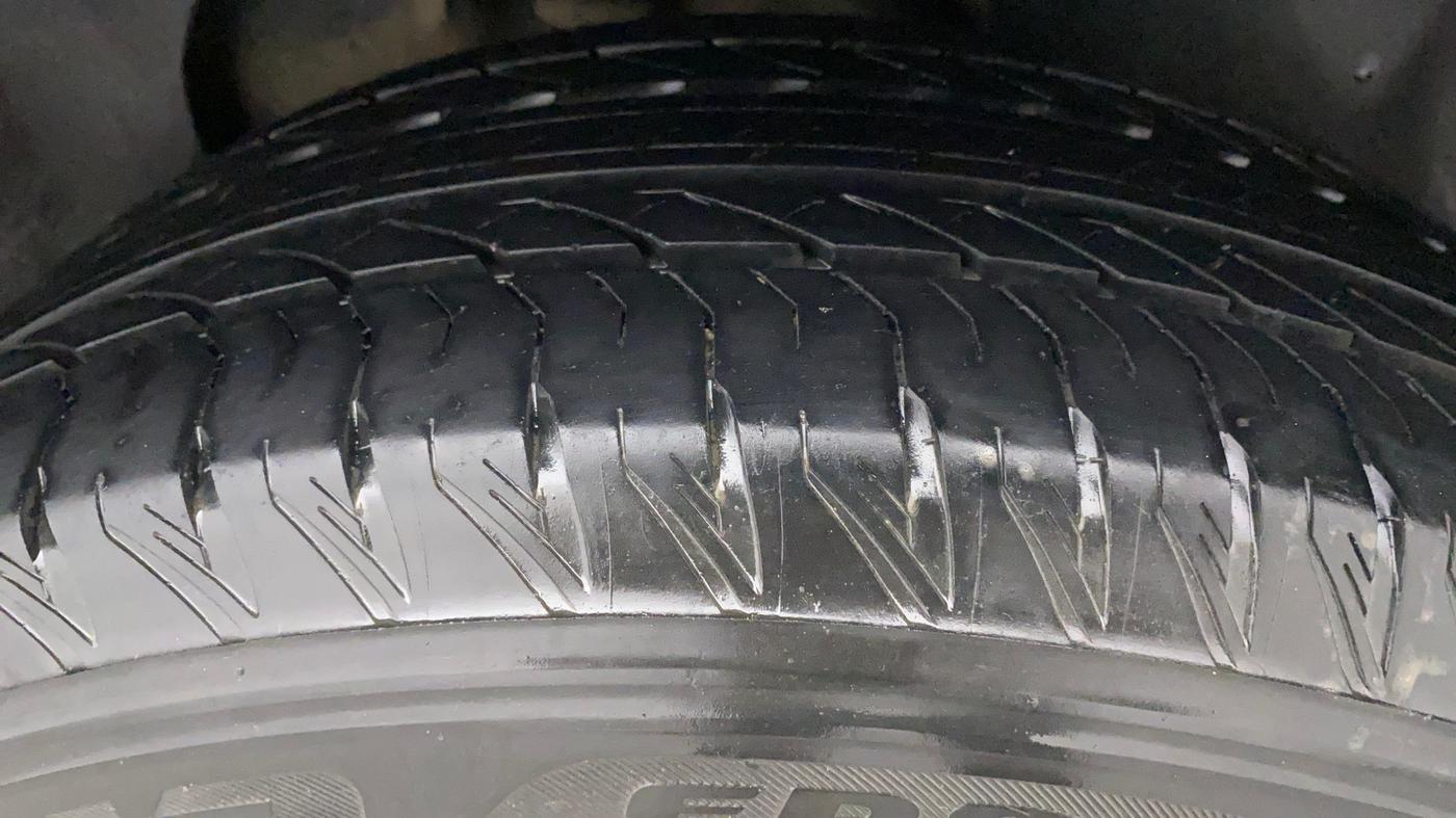 2021 Tata Harrier XZA PLUS 2.0L DARK EDITION, Diesel, Automatic, 54,180 km, Left Rear Tyre Tread