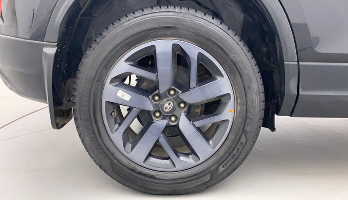 2021 Tata Harrier XZA PLUS 2.0L DARK EDITION, Diesel, Automatic, 54,180 km, Right Rear Wheel
