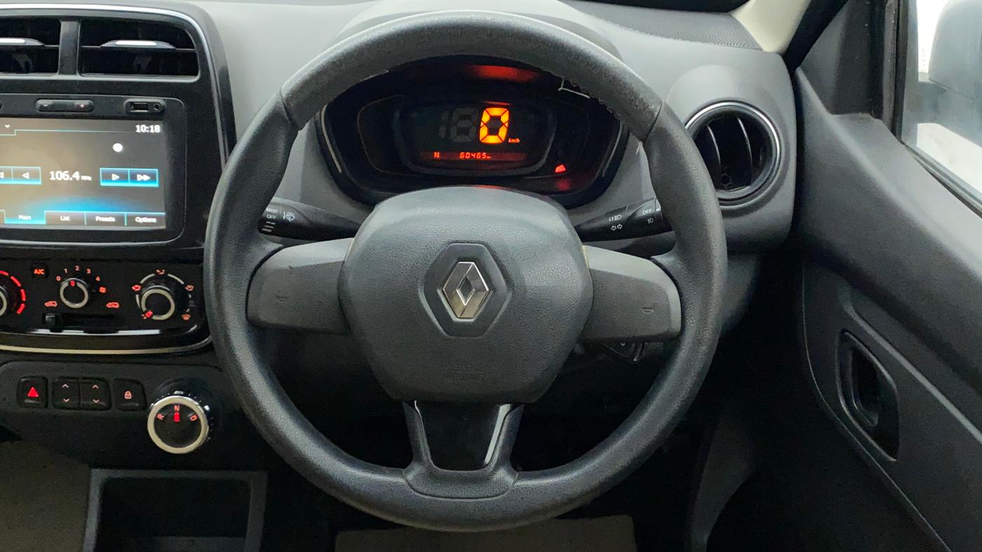 2016 Renault Kwid RXT 1.0 AMT (O), Petrol, Automatic, 60,897 km, Steering Wheel Close Up