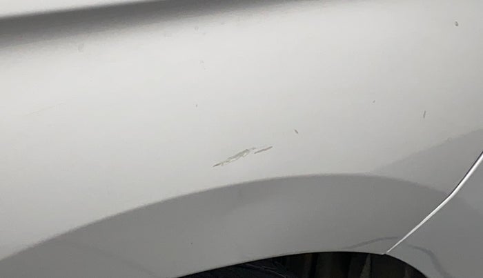 2020 Honda Amaze 1.2L I-VTEC E, Petrol, Manual, 43,110 km, Right fender - Minor scratches