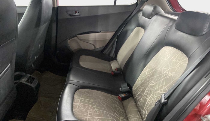 2017 Hyundai Grand i10 MAGNA 1.2 KAPPA VTVT, Petrol, Manual, 34,164 km, Right Side Rear Door Cabin