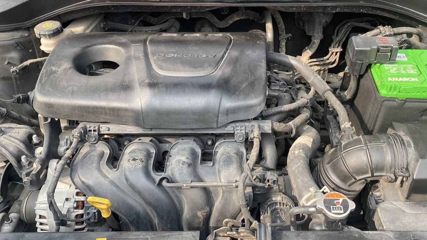 2017 Hyundai Verna 1.6 VTVT SX, Petrol, Manual, 45,944 km, Open Bonet