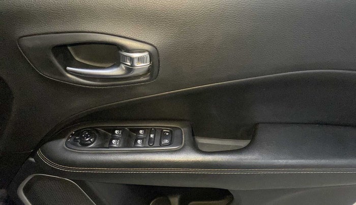 2019 Jeep Compass SPORT PLUS 1.4 PETROL, Petrol, Manual, 66,656 km, Driver Side Door Panels Control
