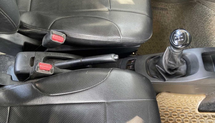 2018 Maruti Wagon R 1.0 LXI CNG, CNG, Manual, 82,160 km, Gear Lever