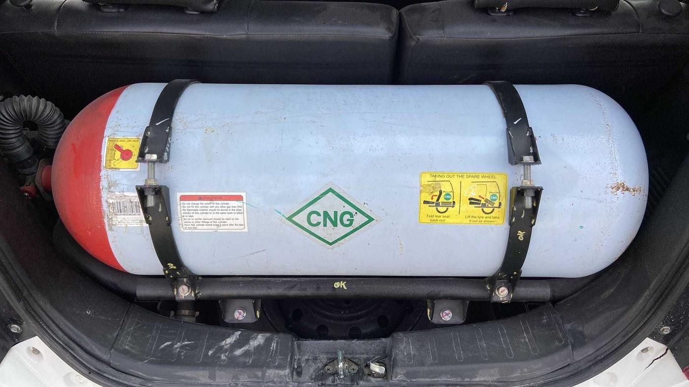 2018 Maruti Wagon R 1.0 LXI CNG, CNG, Manual, 82,160 km, Boot Inside