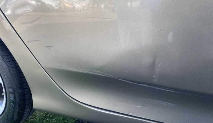 2013 Honda City 1.5L I-VTEC S MT, Petrol, Manual, 99,832 km, Right rear door - Minor scratches