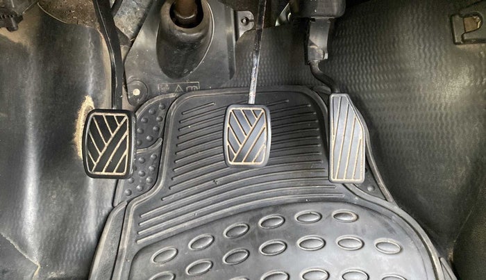 2019 Maruti New Wagon-R LXI CNG 1.0, CNG, Manual, 36,522 km, Pedals
