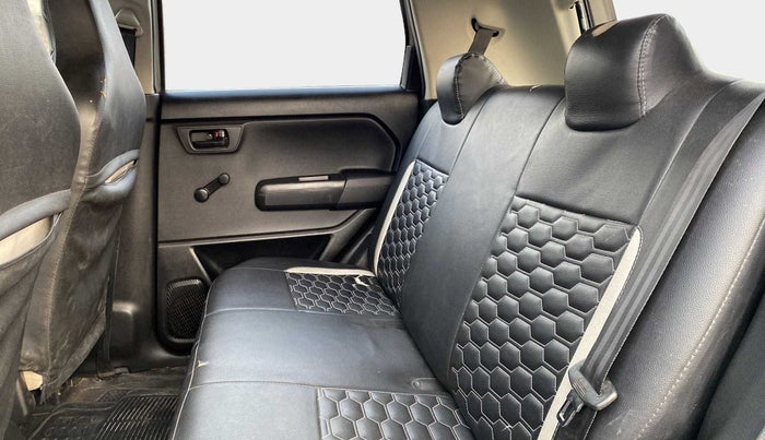 2019 Maruti New Wagon-R LXI CNG 1.0, CNG, Manual, 36,522 km, Right Side Rear Door Cabin