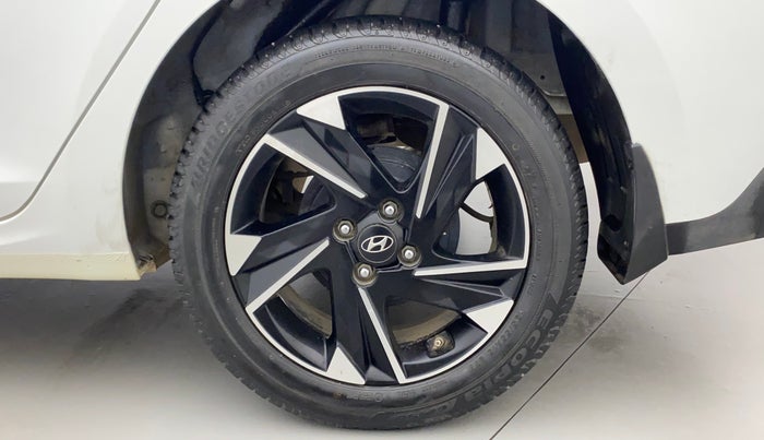 2021 Hyundai Verna SX (O) 1.5 VTVT IVT, Petrol, Automatic, 16,869 km, Left Rear Wheel