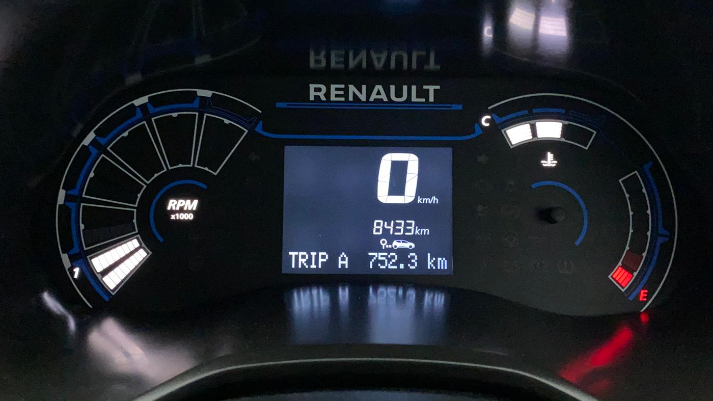 2022 Renault TRIBER RXZ DUAL TONE, Petrol, Manual, 8,433 km, Odometer Image