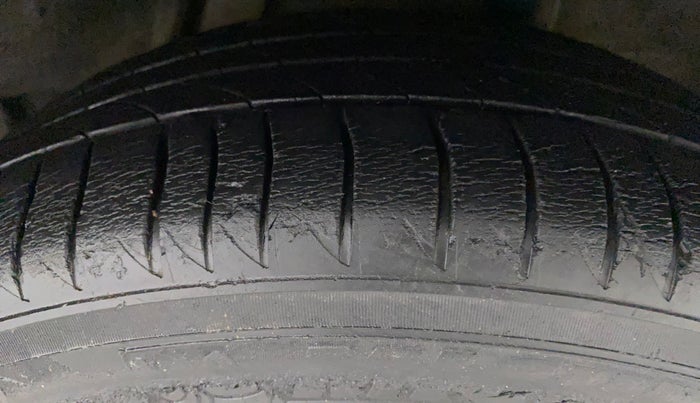 2017 Honda WR-V 1.2L I-VTEC VX MT, Petrol, Manual, 29,483 km, Left Rear Tyre Tread