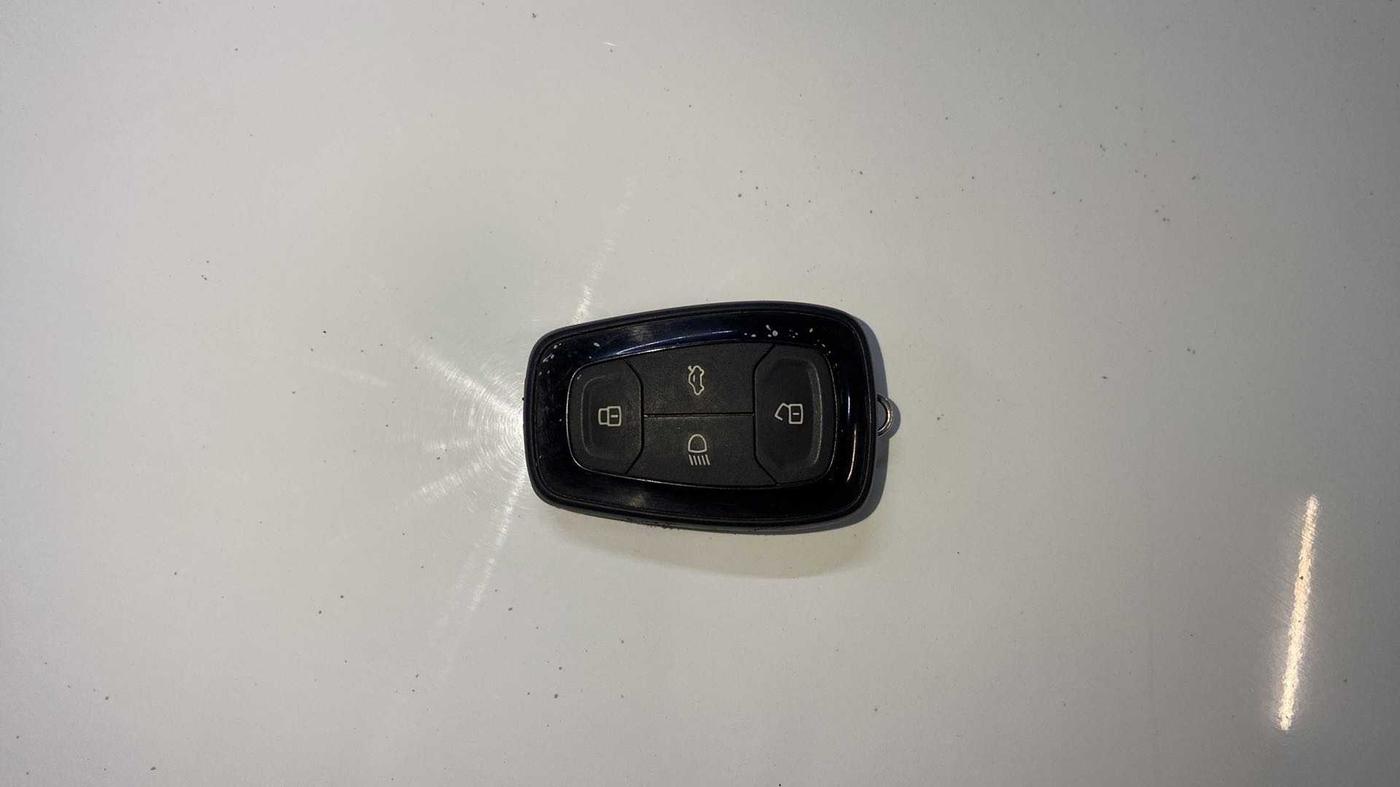 2022 Tata TIGOR XZ CNG, CNG, Manual, 44,564 km, Key Close Up