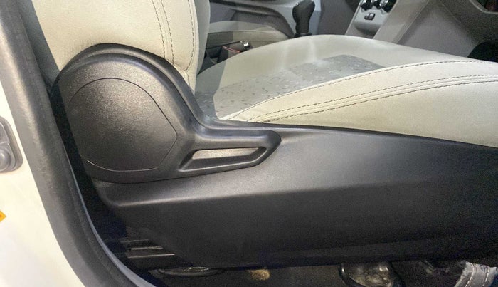 2022 Tata TIGOR XZ CNG, CNG, Manual, 44,564 km, Driver Side Adjustment Panel