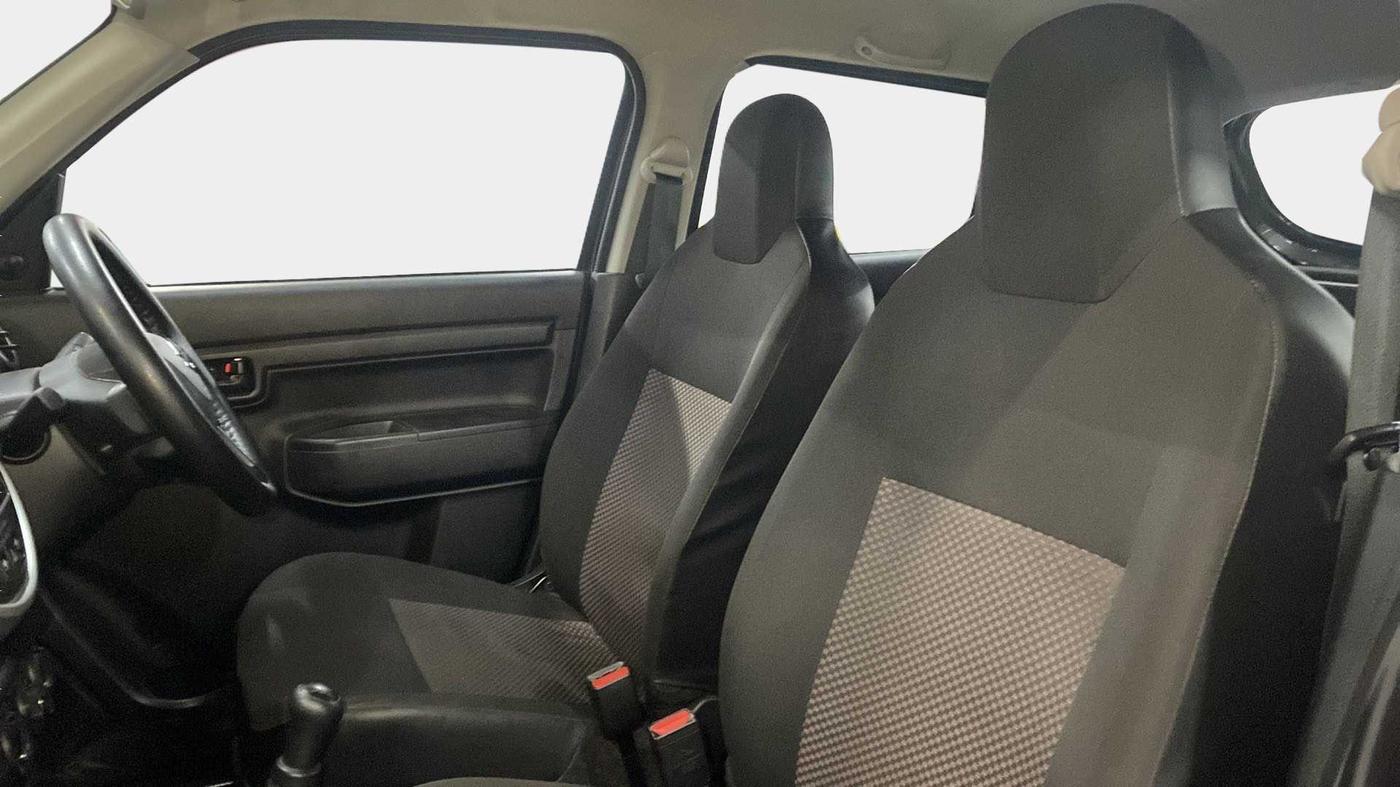 2022 Maruti S PRESSO VXI+, Petrol, Manual, 7,037 km, Right Side Front Door Cabin