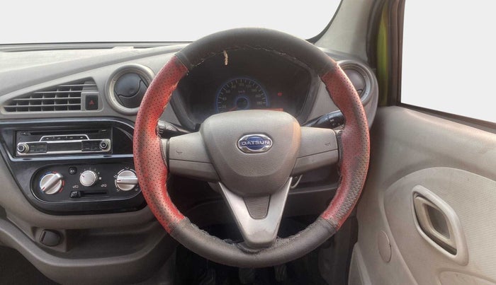 2016 Datsun Redi Go T (O), Petrol, Manual, 28,130 km, Steering Wheel Close Up